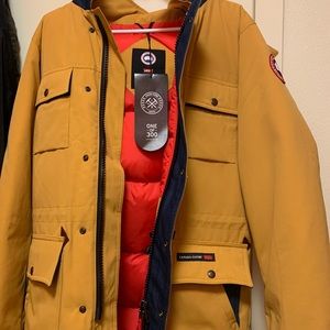 1 of 300 (RARE) Canada Goose X Levi’s parka